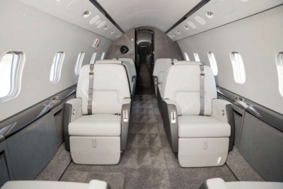 2006 Bombardier Challenger 300: 