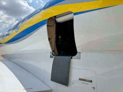 2006 Bombardier Challenger 300: 