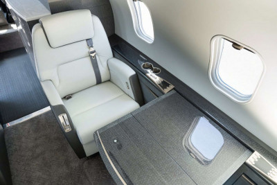 2006 Bombardier Challenger 300: 