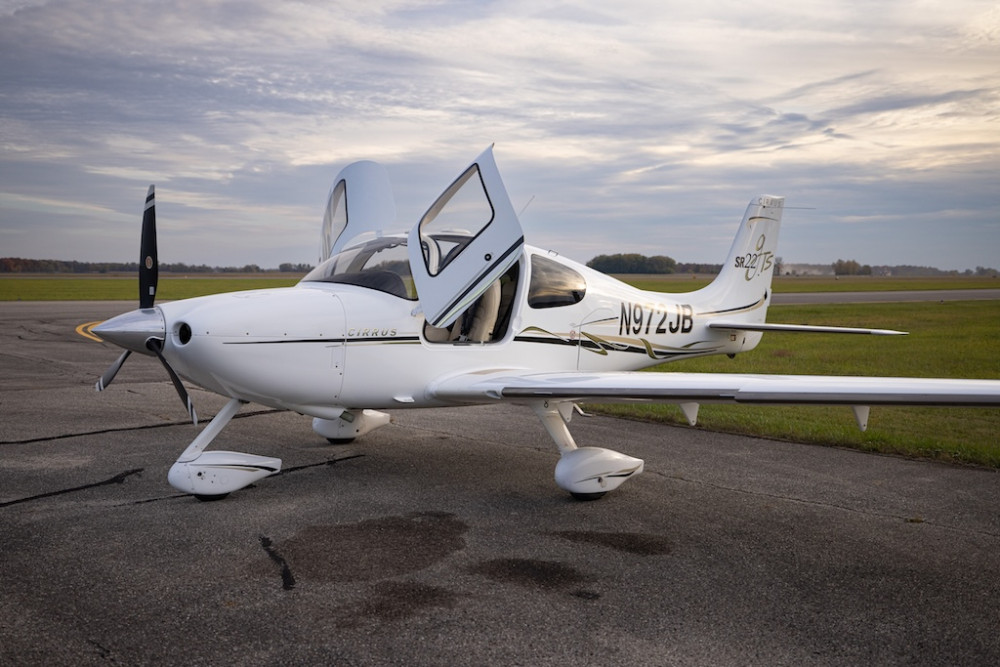photo of 2006 Cirrus SR22 G2 GTS
