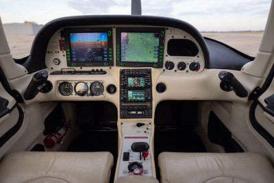 2006 Cirrus SR22 G2 GTS: 