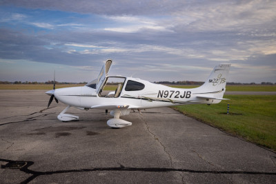 2006 Cirrus SR22 G2 GTS: 