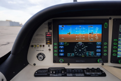 2006 Cirrus SR22 G2 GTS: 