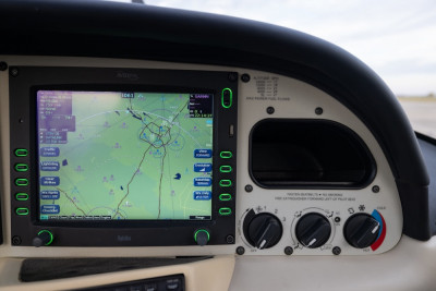 2006 Cirrus SR22 G2 GTS: 