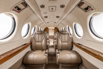 2021 Beechcraft King Air 360: 
