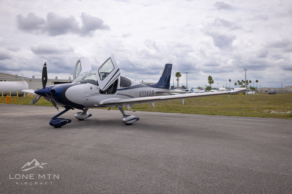 photo of 2015 Cirrus SR22T G5