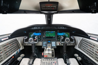 2016 Bombardier Learjet 75: 
