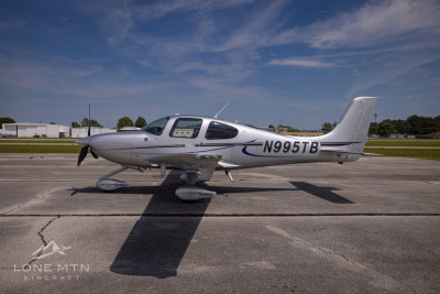 2016 Cirrus SR22 G5: 