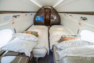 2011 Gulfstream G550: 