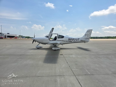 2007 Cirrus SR22 G2: 