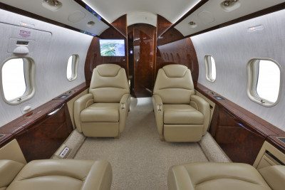2009 Bombardier Challenger 300: 