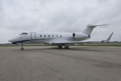 2009 Bombardier Challenger 300: 