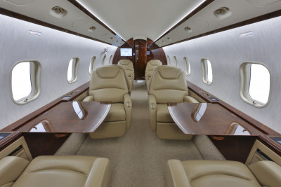 2009 Bombardier Challenger 300: 