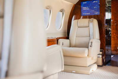 2004 Dassault Falcon 2000EX EASy: 