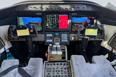 2014 Bombardier Learjet 75: 