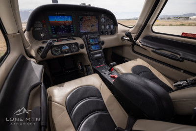 2004 Cirrus SR22 G2: 