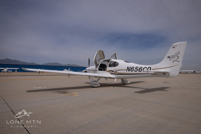 2004 Cirrus SR22 G2: 