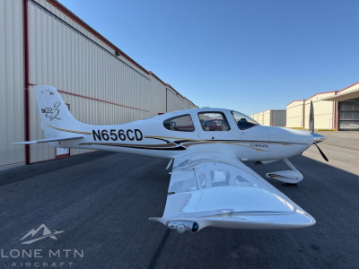 2004 Cirrus SR22 G2: 