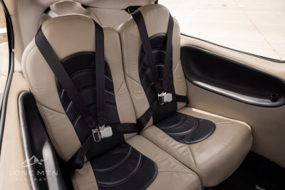 2004 Cirrus SR22 G2: 