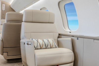 2025 Bombardier Global 8000: 