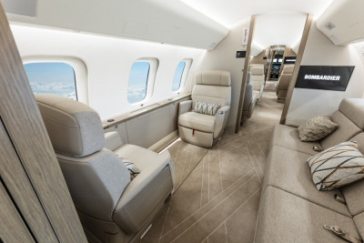 2025 Bombardier Global 8000: 