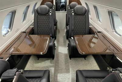 2023 Embraer Phenom 300E: 
