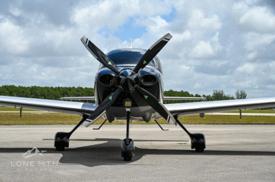 2010 Cirrus SR22 G3 GTS: 