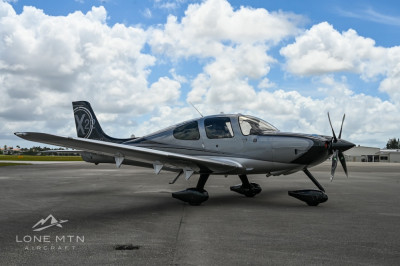 2010 Cirrus SR22 G3 GTS: 
