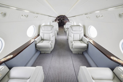 2011 Gulfstream G450: 
