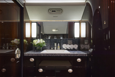 2011 Gulfstream G450: 