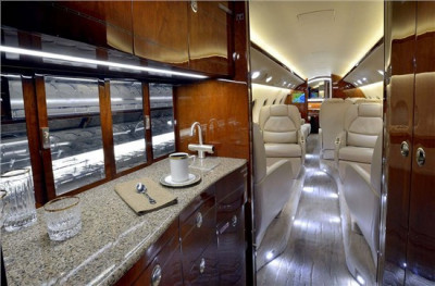 2002 Gulfstream G200: 