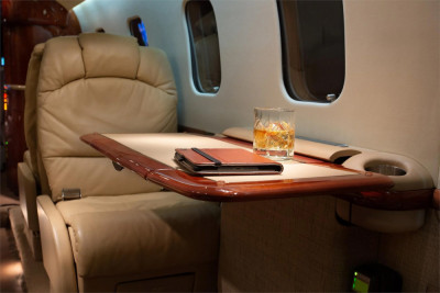 2005 Gulfstream G100: 
