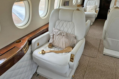 2004 Dassault Falcon 2000: 