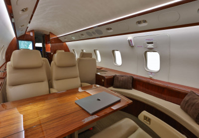 2005 Bombardier Challenger 300: 