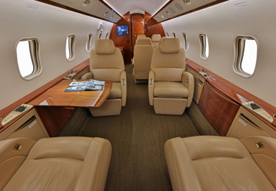 2005 Bombardier Challenger 300: 