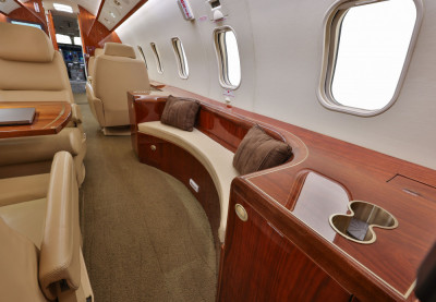 2005 Bombardier Challenger 300: 