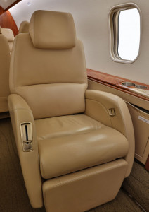2005 Bombardier Challenger 300: 