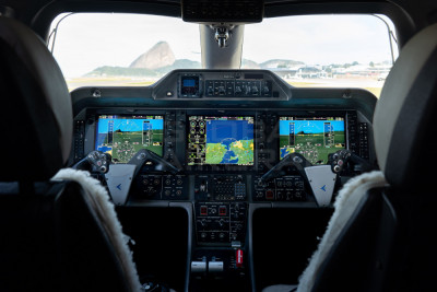 2009 Embraer Phenom 100: 