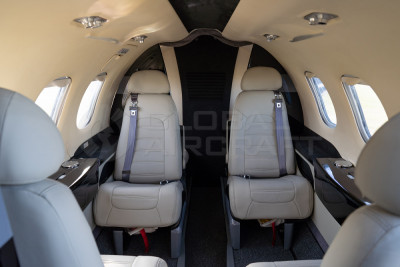 2009 Embraer Phenom 100: 