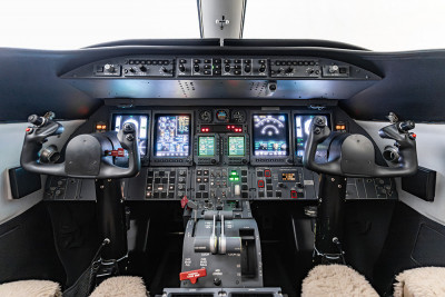 2004 Bombardier Learjet 45XR: 