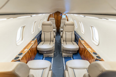 2004 Bombardier Learjet 45XR: 