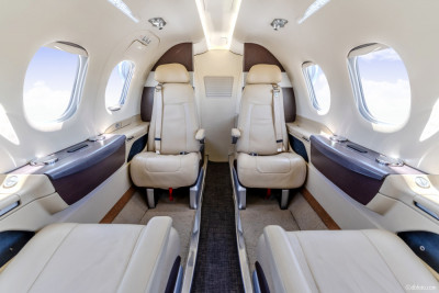 2009 Embraer Phenom 100: 