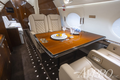 2009 Gulfstream G450: 