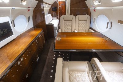 2009 Gulfstream G450: 