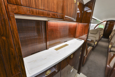2007 Bombardier Challenger 300: 