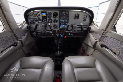 1998 Cessna 182S Skylane: 