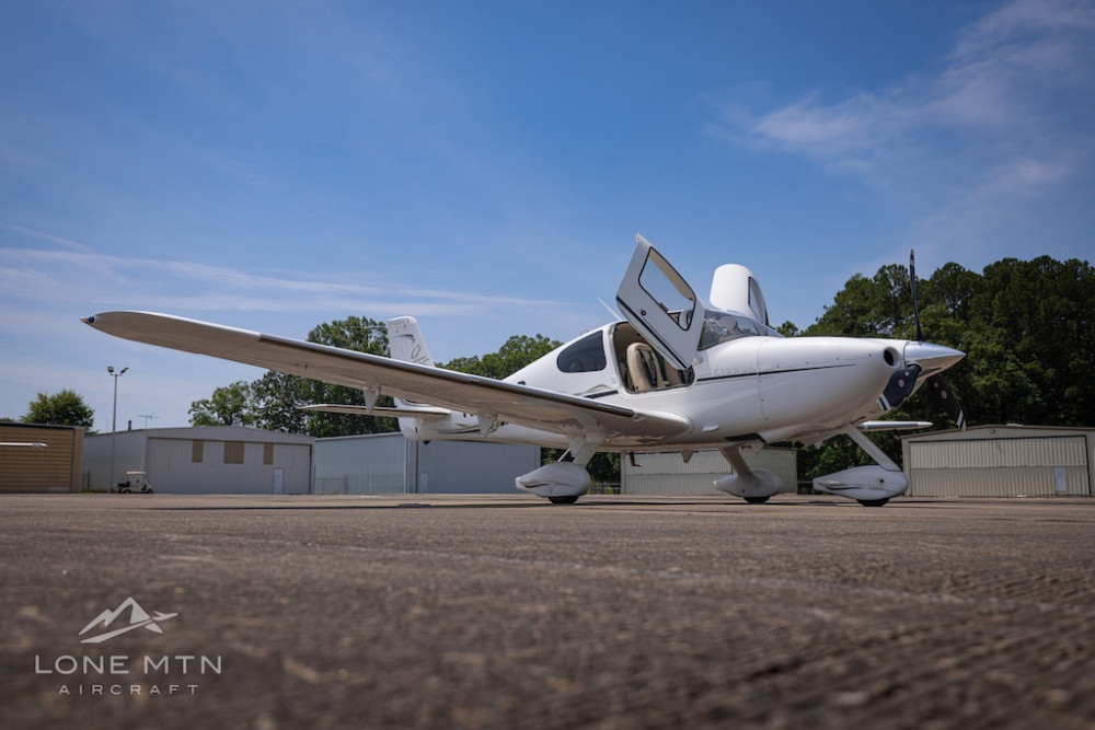 photo of 2006 Cirrus SR22TN G2