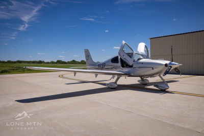2007 Cirrus SR22 G3: 