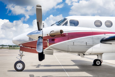 2000 Beechcraft King Air B200: 