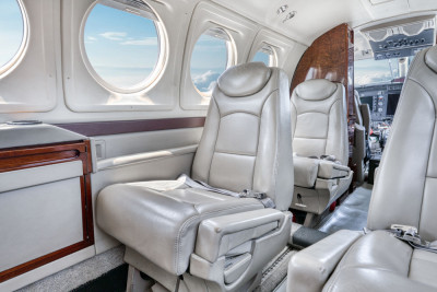 2000 Beechcraft King Air B200: 